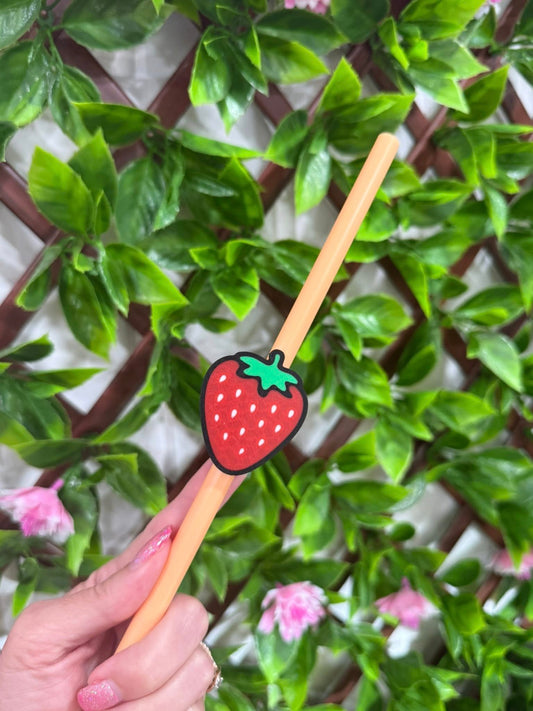 STRAWBERRY STRAW TOPPER 8MM (STRAW NOT INCLUDED)